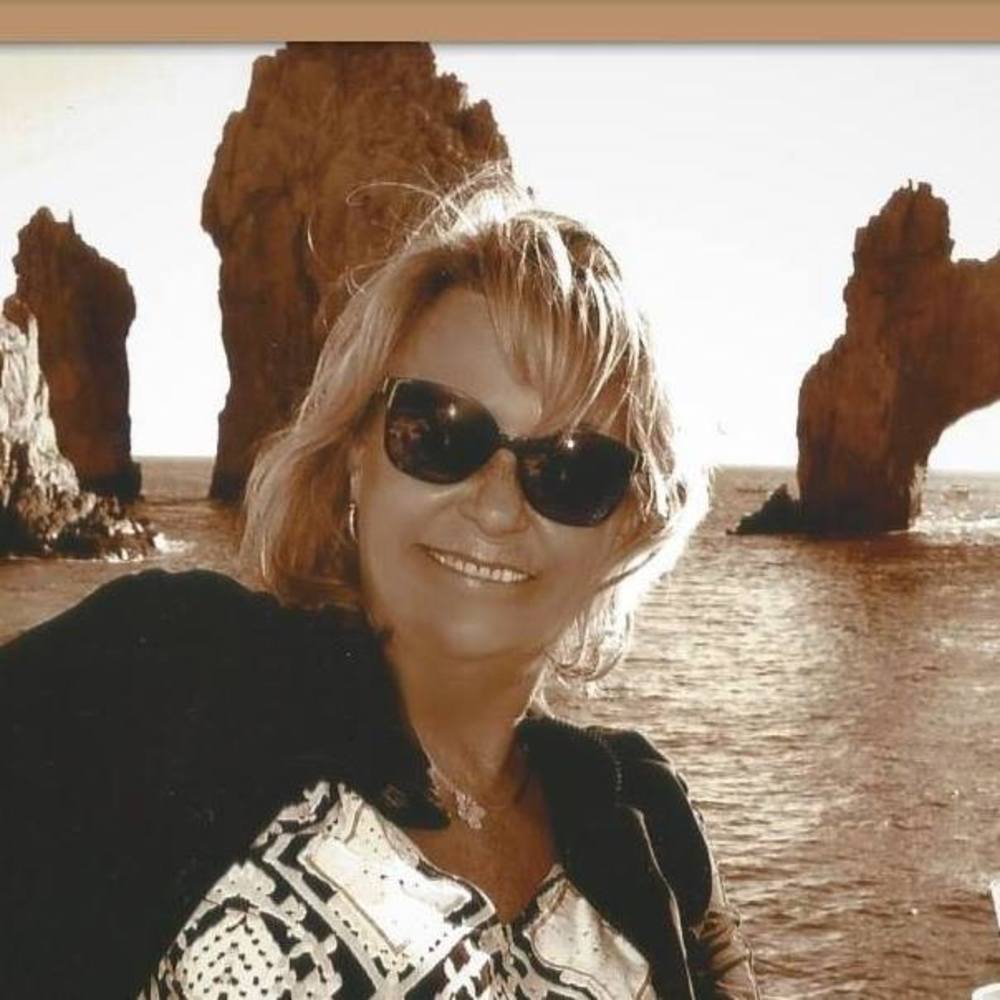 Meet your Posher, Sharon